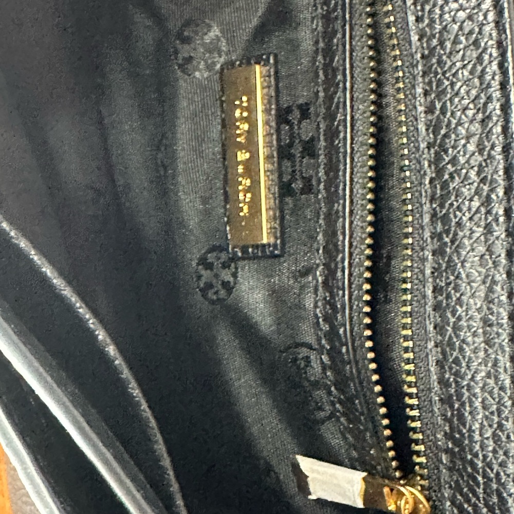 Tory Burch Britten Black Crossbody Bag with Gold Chain - Picture 5 of 6